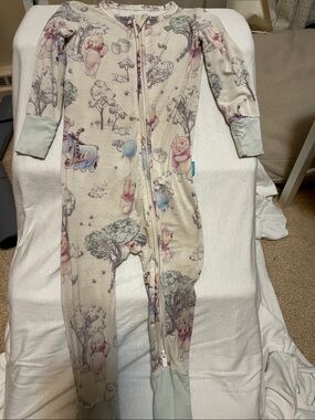 Retired Posh Peanut x Disney Winnie the Pooh Bamboo Zippy | 12–18M | EUC